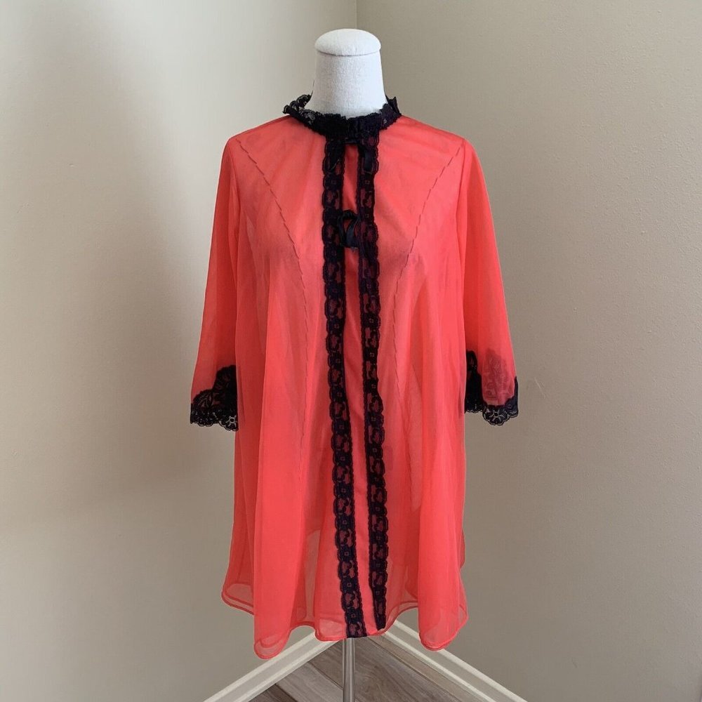 Closet clean out! Vintage 50s 60s Siren Red Peignoir Babydoll Robe VLV Pinup
